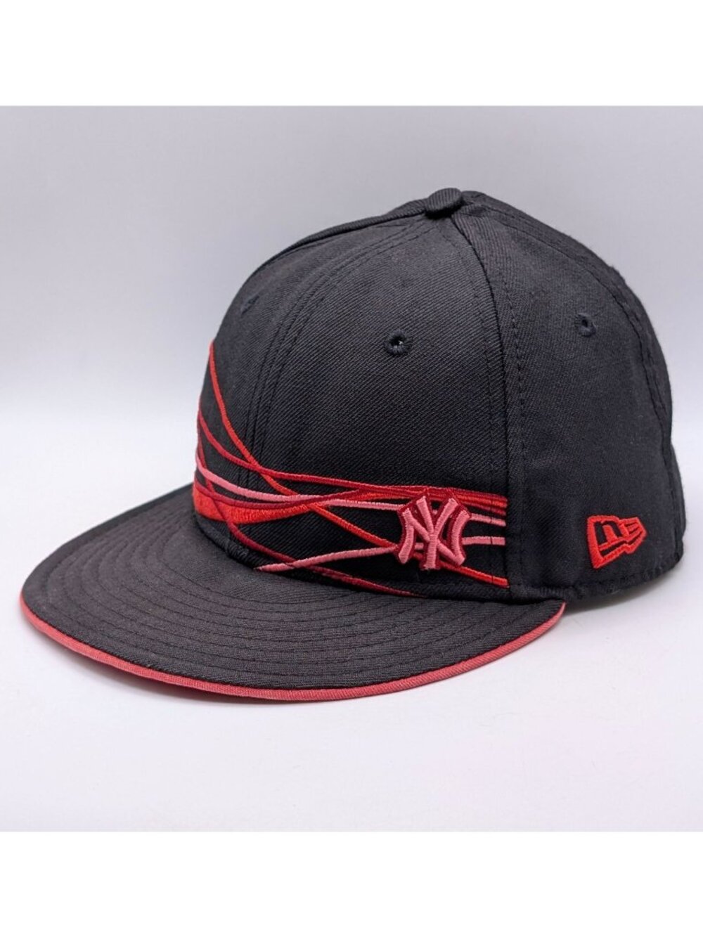 New York Yankees New Era Hat Size 7 3/8 Baseball Black Pink Red Flat Bill Fitted